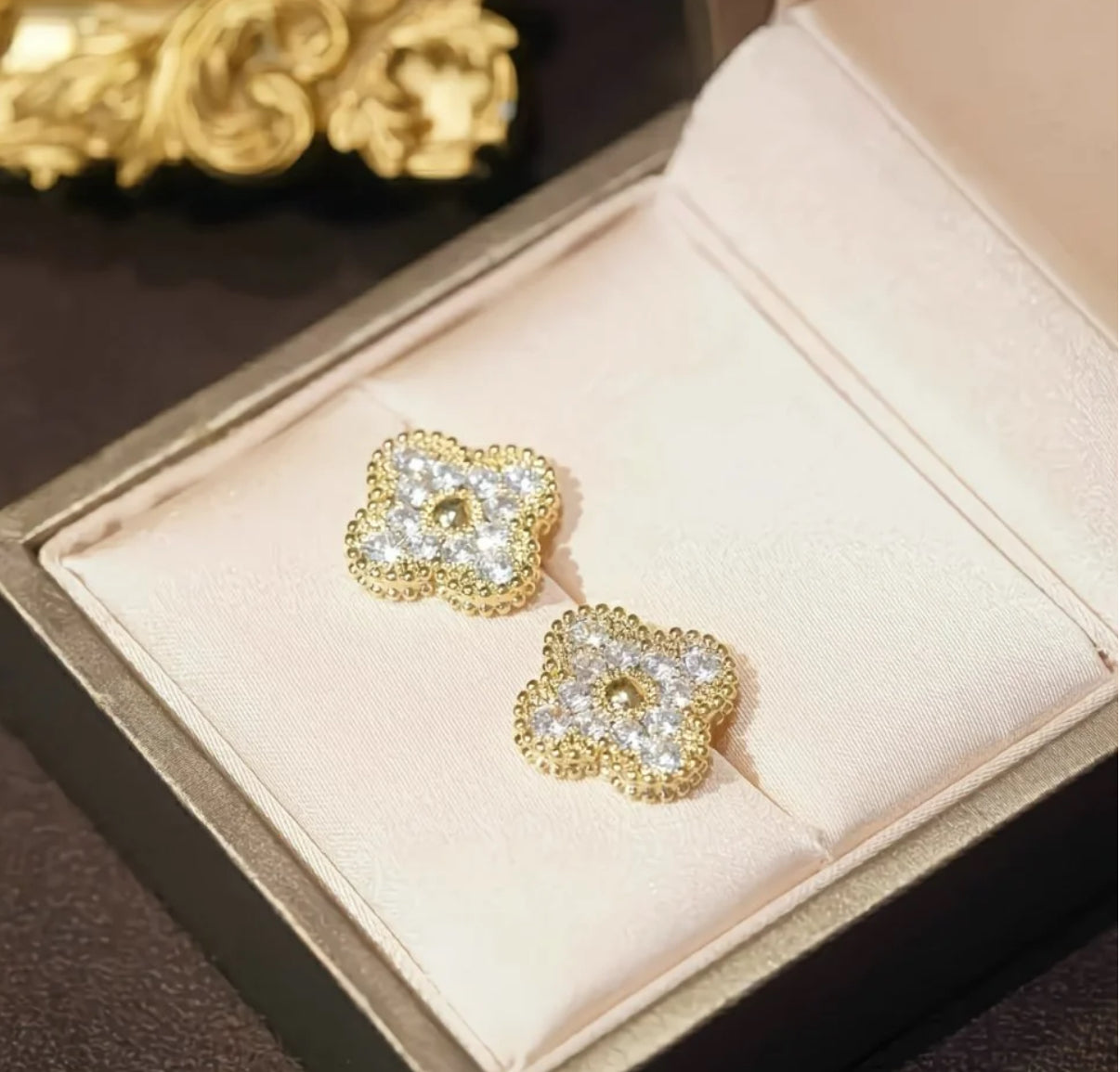 Clover Bracelet & Earrings Set (Gold with Rhinestones)