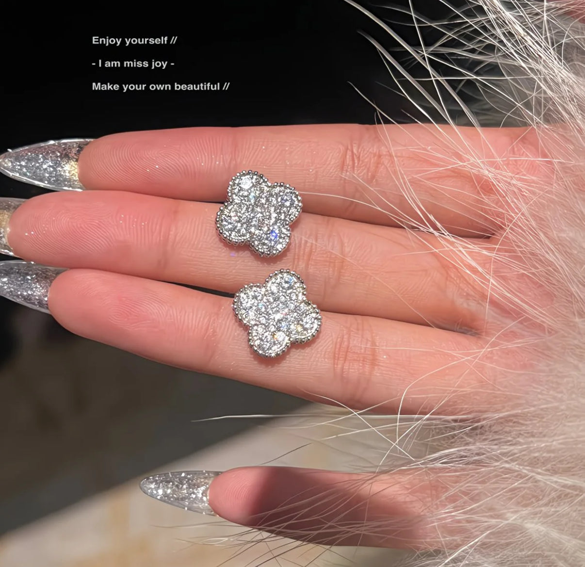 Clover Bracelet & Earrings Set (Silver with Rhinestones)